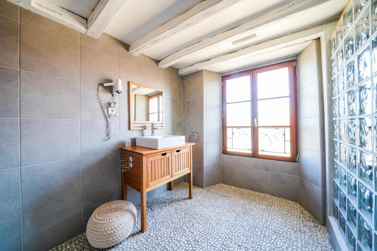 Le Mas D'Anjou Hotel Tigné Екстериор снимка